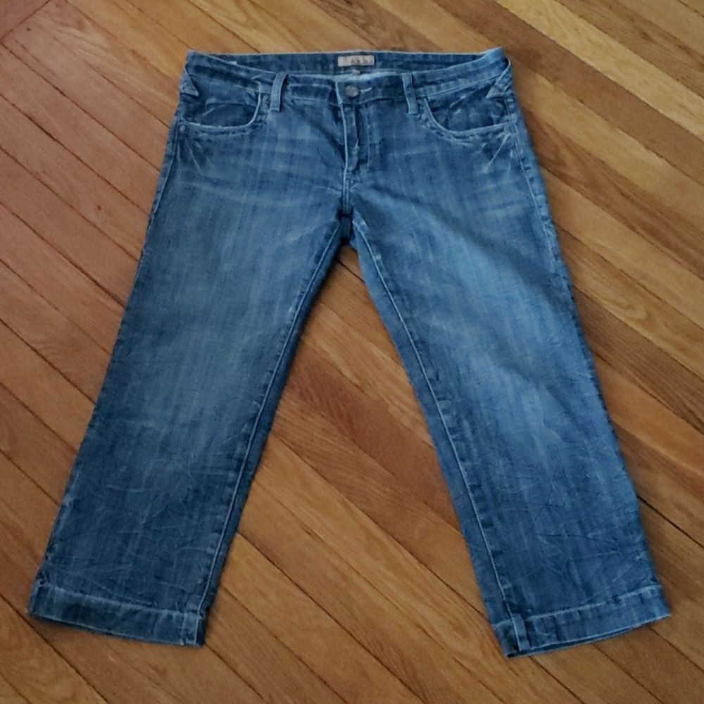 🛍️5/$20🛍️ STS Blue Capri Jeans Size 30 Waist